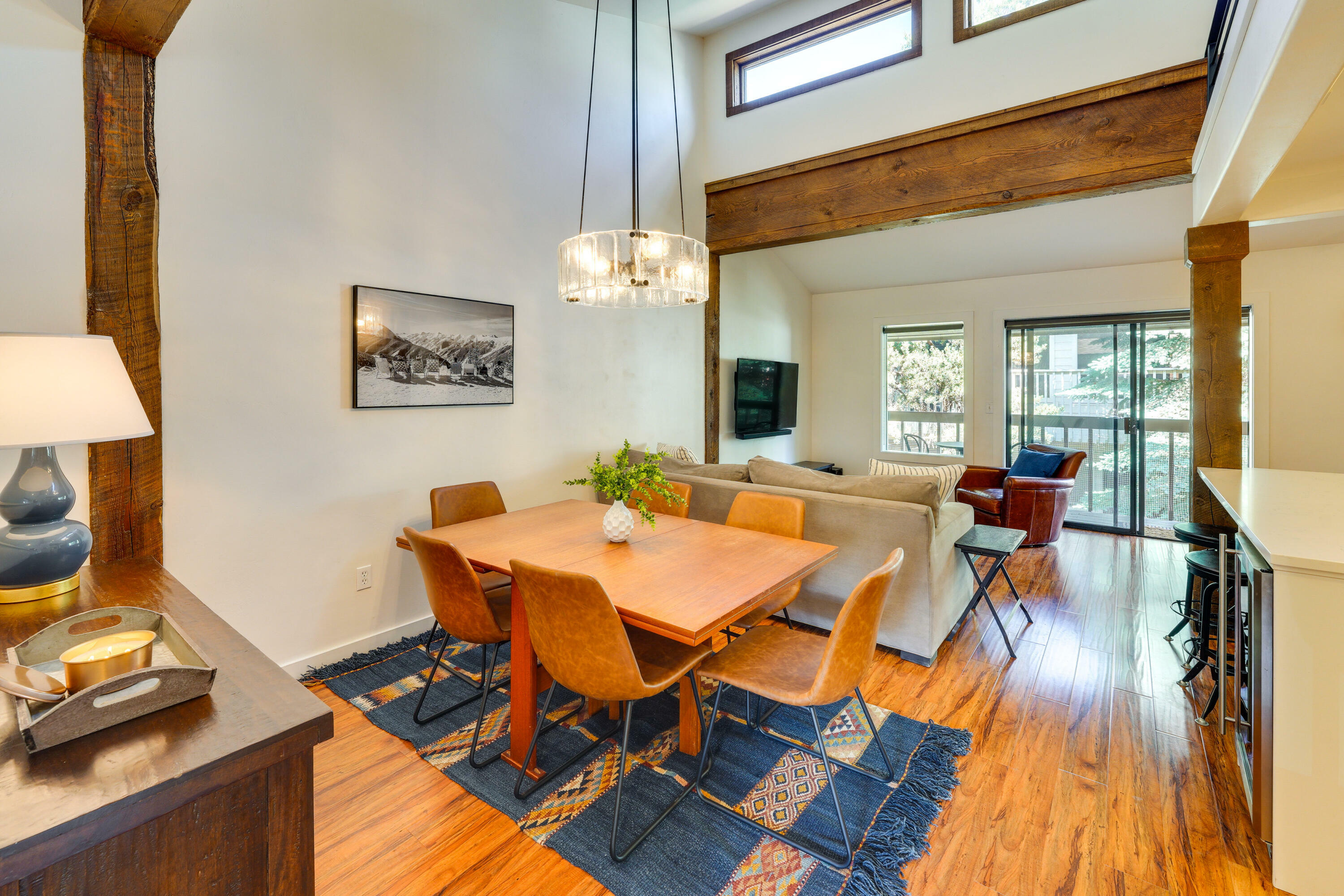 Property Photo: 271 S 2nd Ave F ID 83340