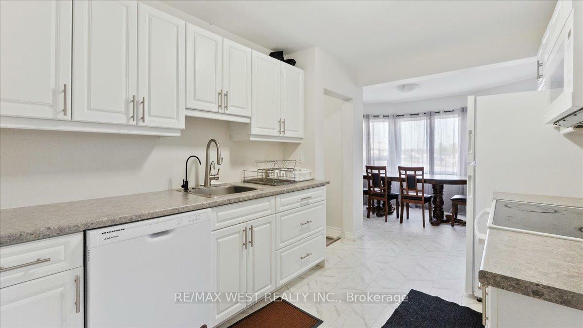 Photo de la propriété: 134 Dundas Street W ON K8P 1A5
