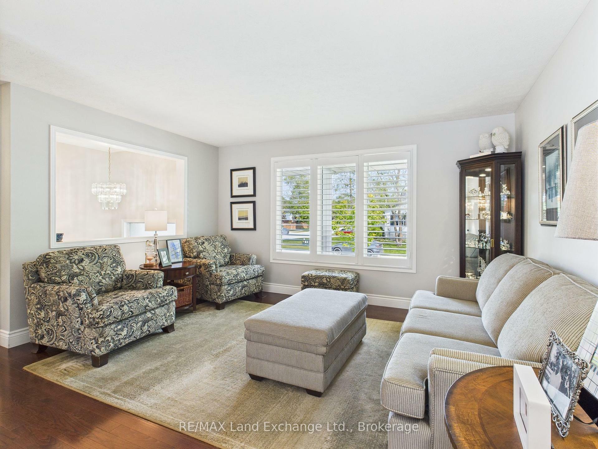 Property Photo: 370 Park Street ON N2Z 3B1