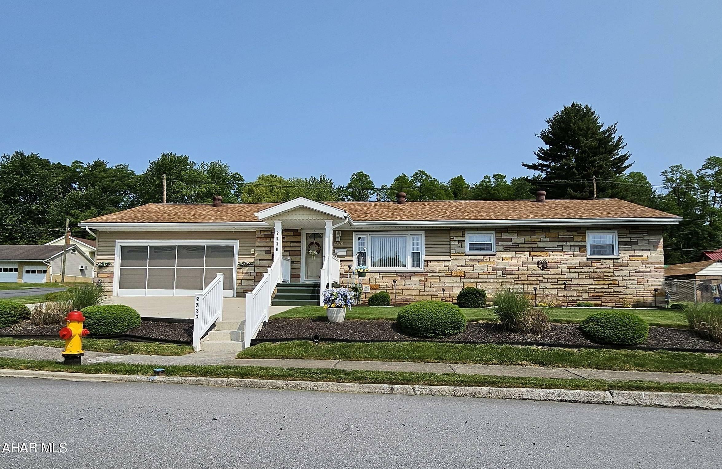 Property Photo: 2730 Pine Avenue PA 16601