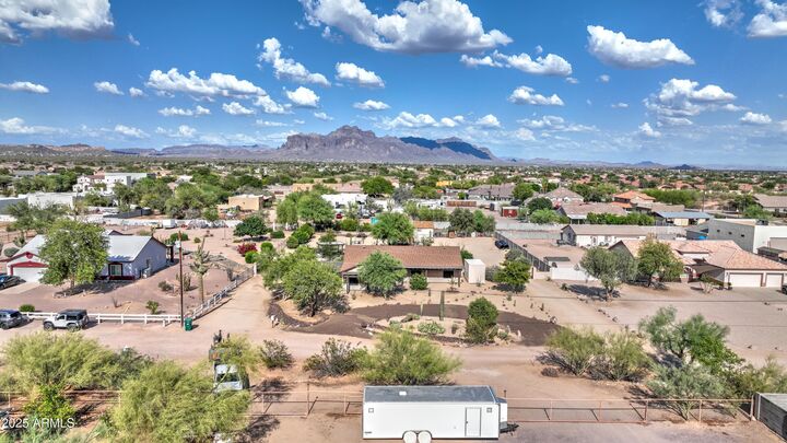 Property Photo: 833 N 110th Street AZ 85207