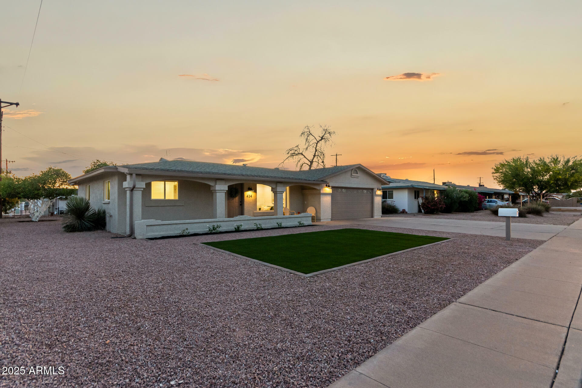 Property Photo: 434 N 56th Street AZ 85205