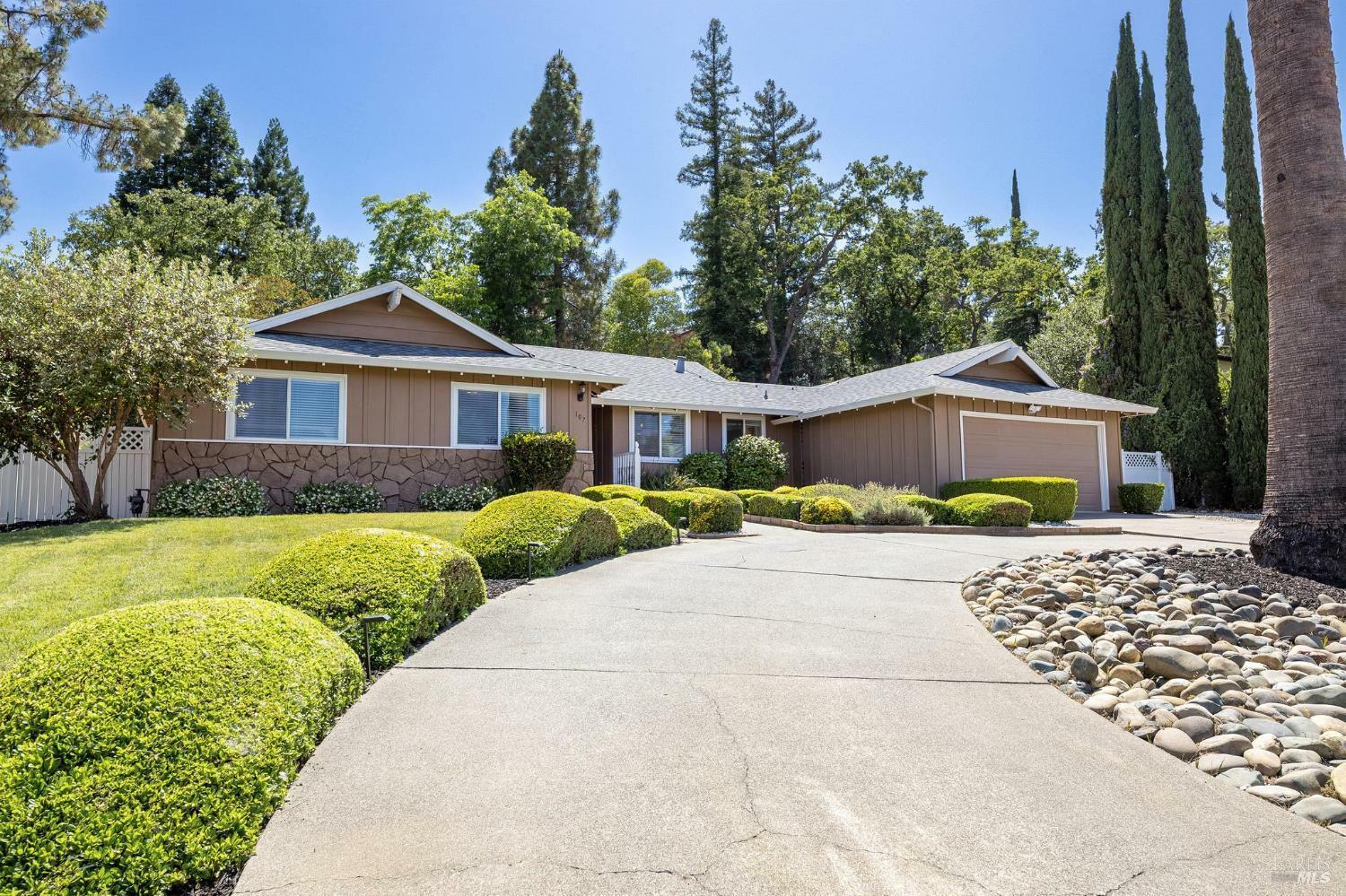 107 Foothill Drive  Vacaville CA 95688 photo