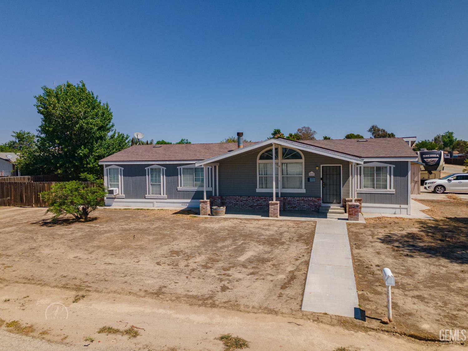 Property Photo: 28156 Cosworth Avenue CA 93268