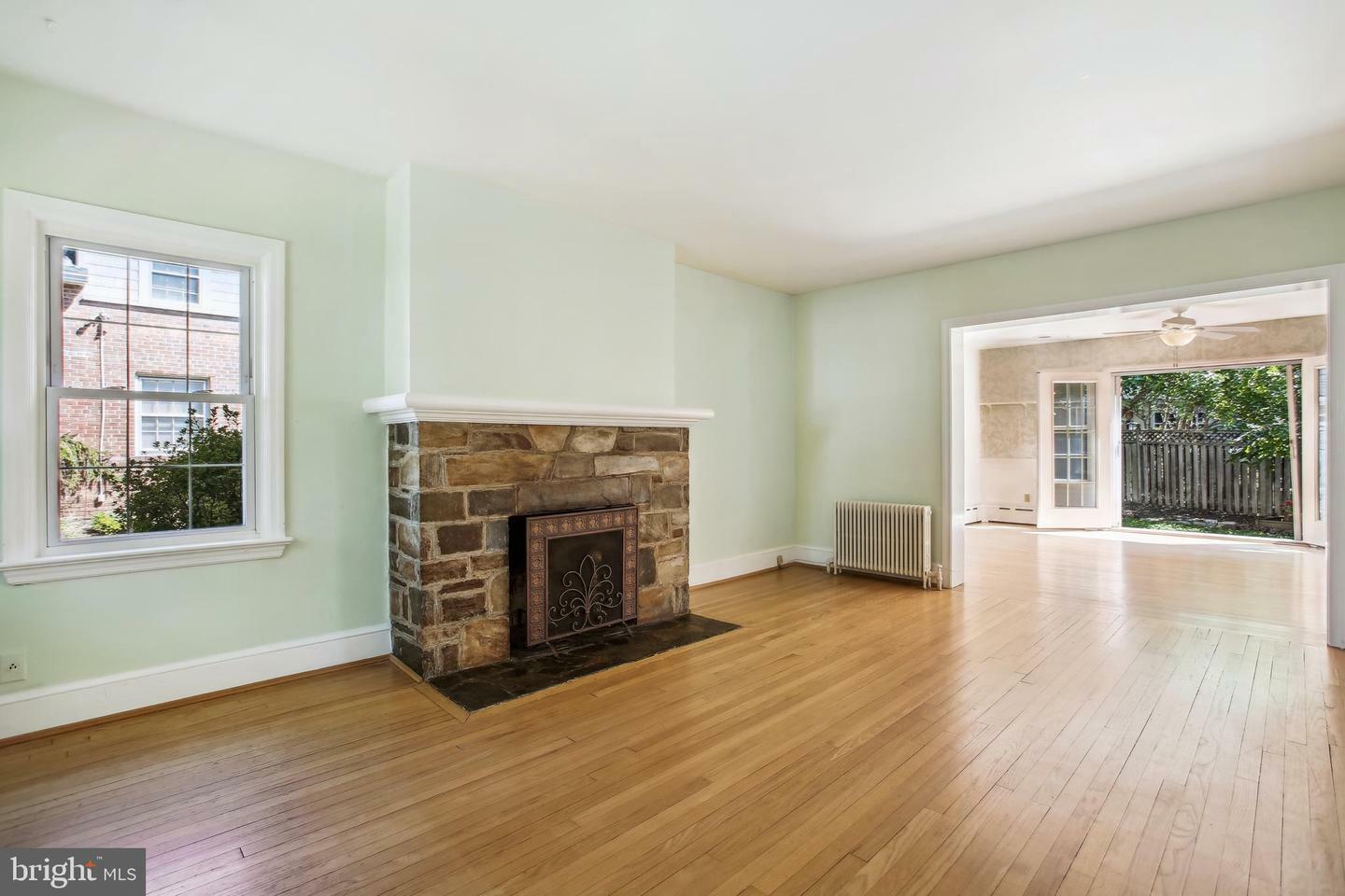 Property Photo: 2605 Ridge Road Drive VA 22302