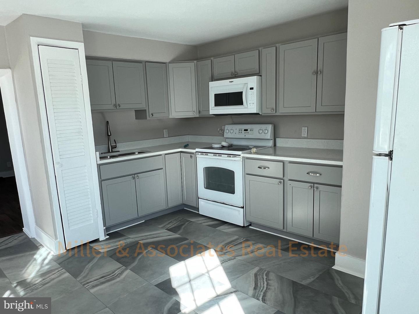Property Photo: 228 Chambersburg Street 2 PA 17325