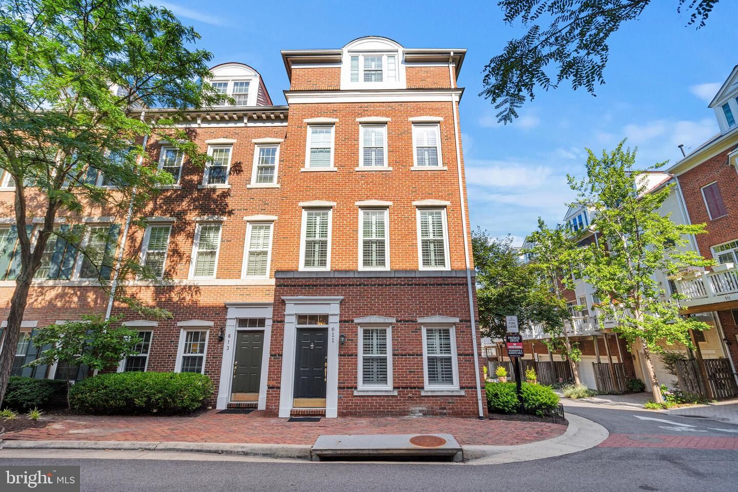 Property Photo: 611 Tivoli Passage Way VA 22314