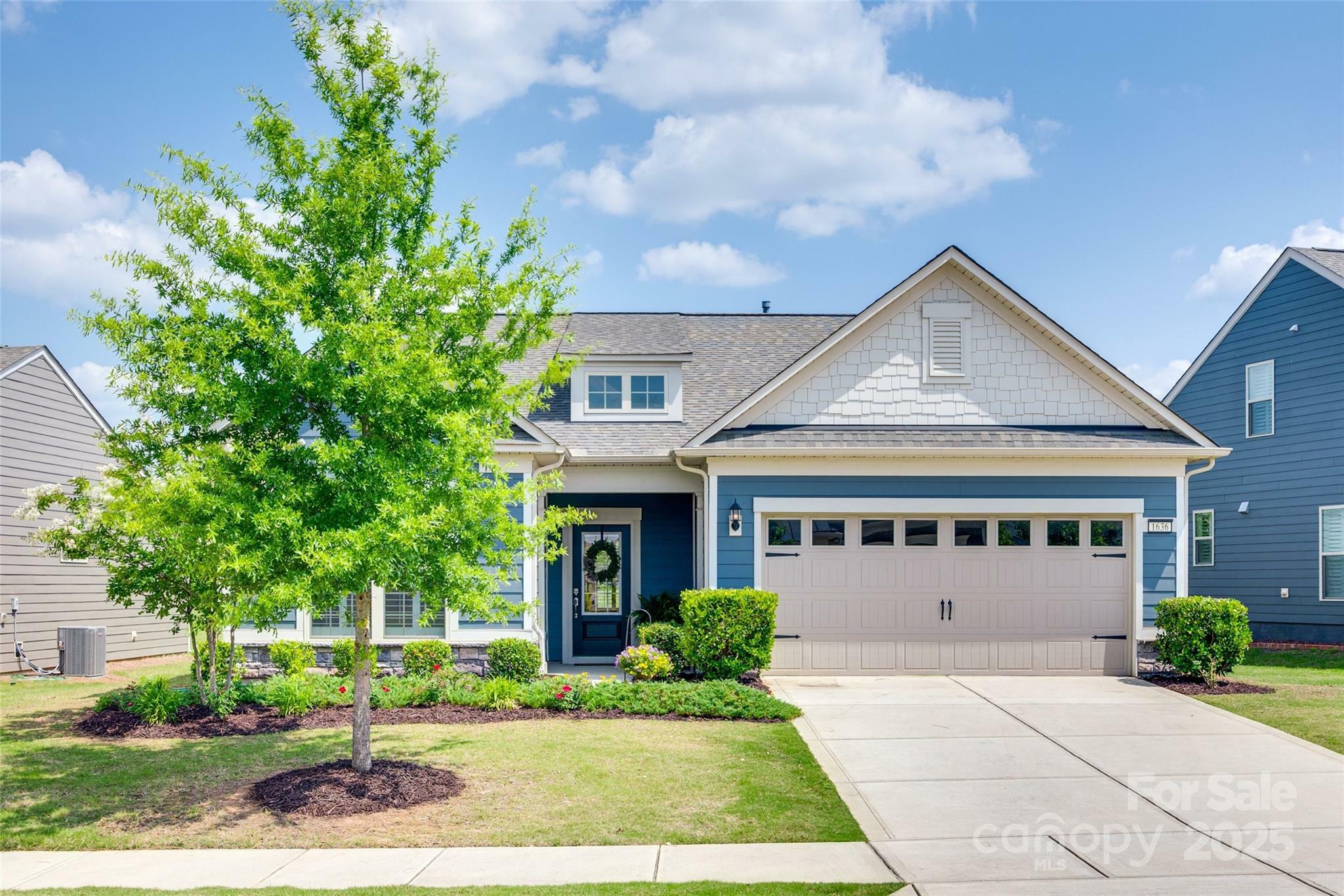 Property Photo: 1636 Red Leaf Drive SC 29715
