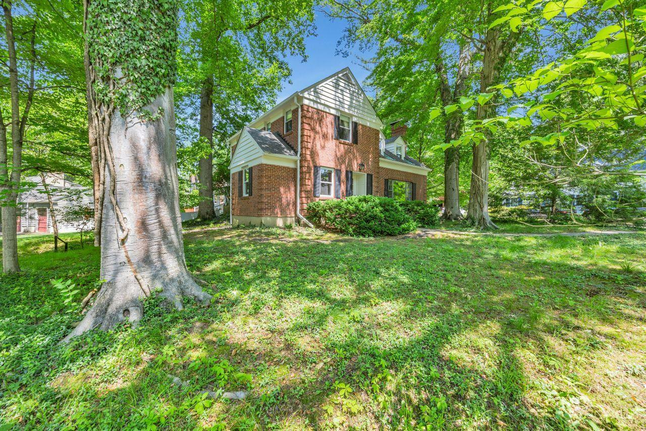Property Photo: 6500 Park Lane OH 45227