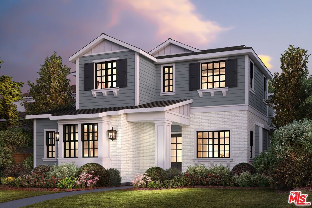 Property Photo:  443 Euclid St  CA 90402