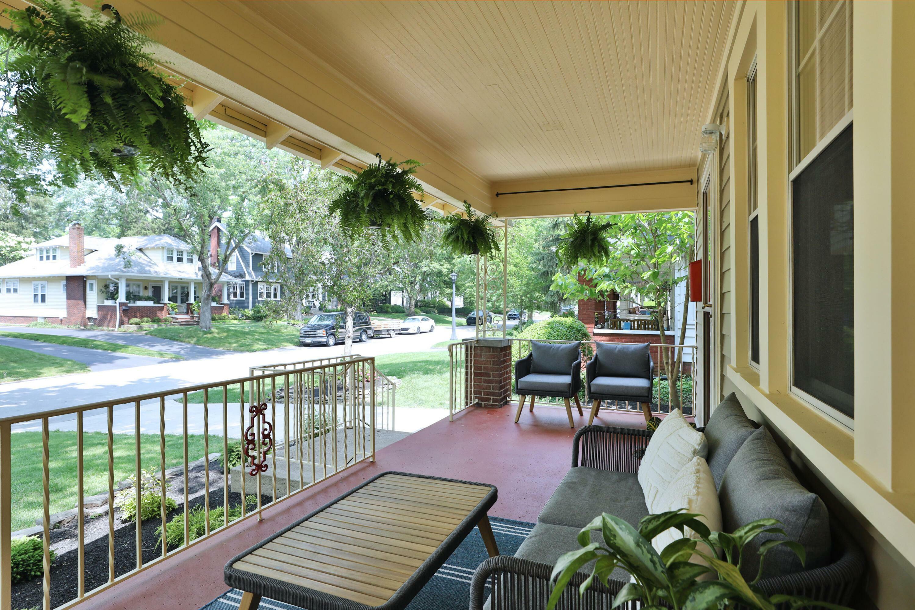 Property Photo: 203 Winthrop Road OH 43214