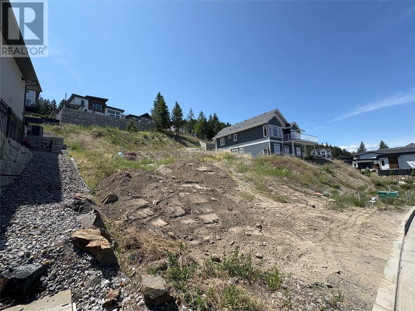 1693 Balsam Place  Kamloops BC V2E 0E2 photo