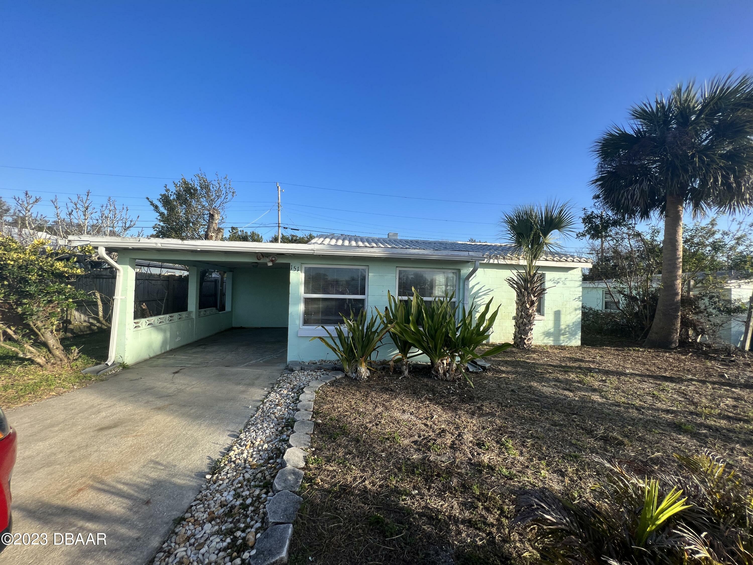 Property Photo: 151 Roberta Road FL 32176