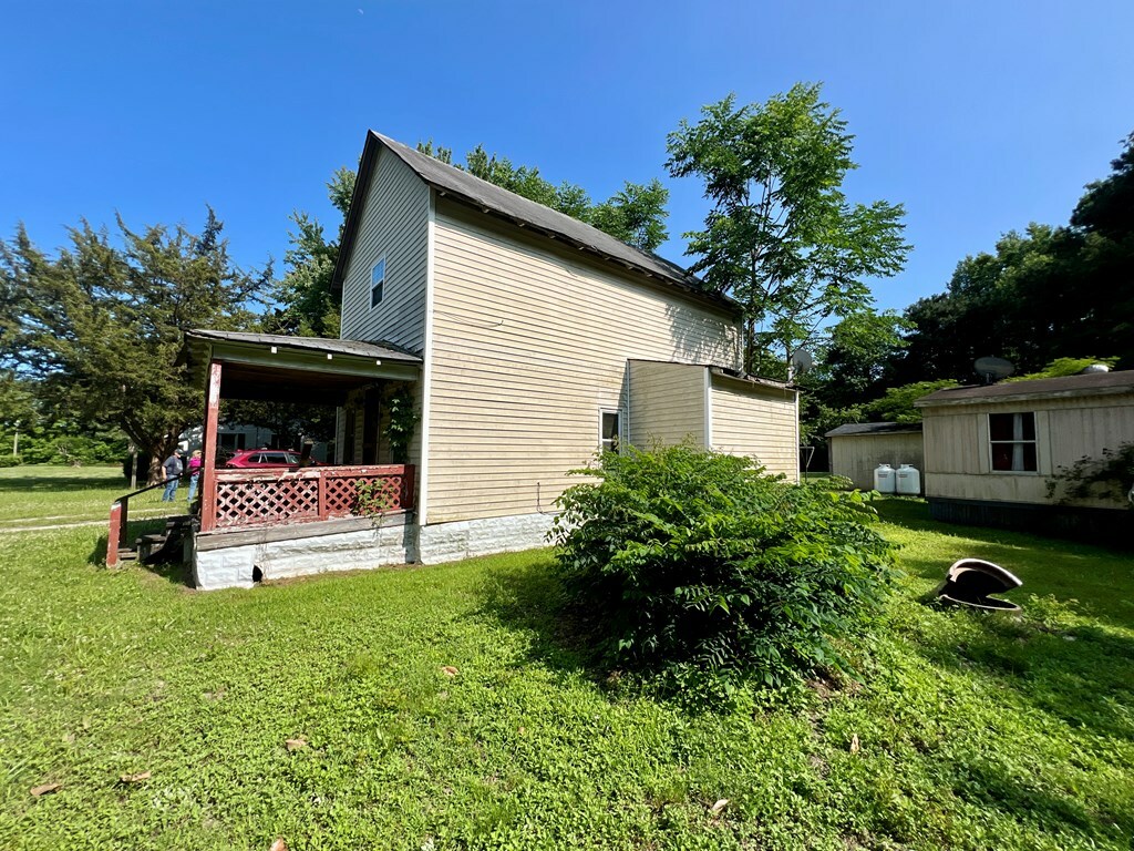 Property Photo: 16008 Cosby St VA 23420