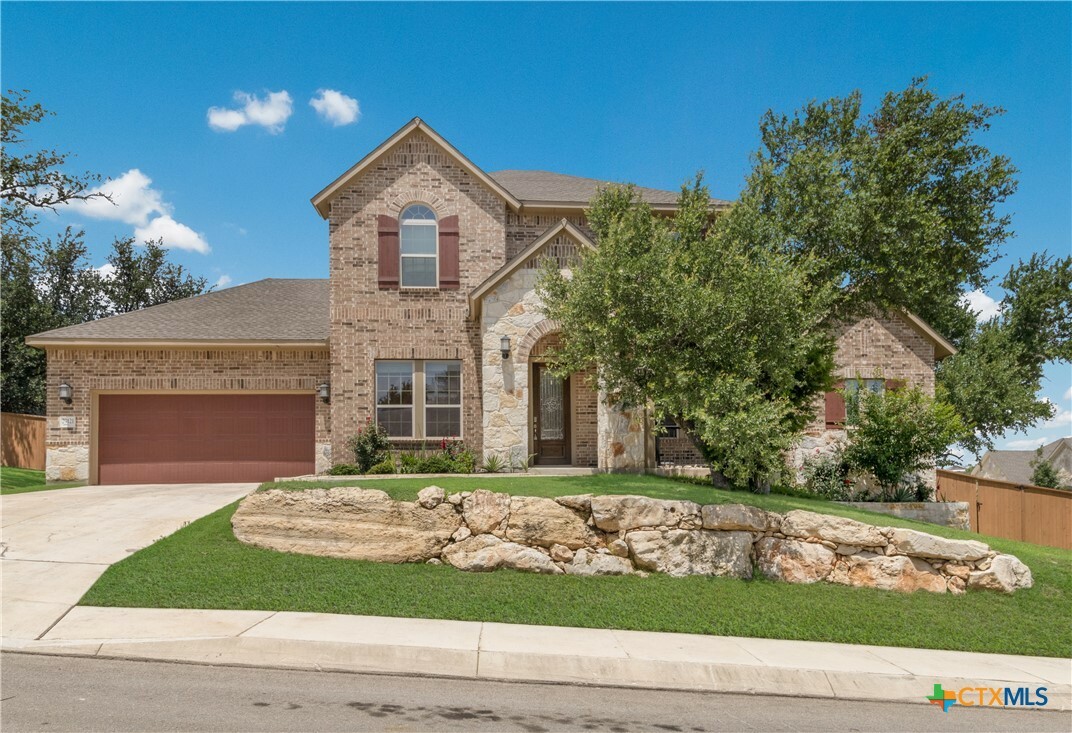 Property Photo: 29121 Ismorada TX 78260