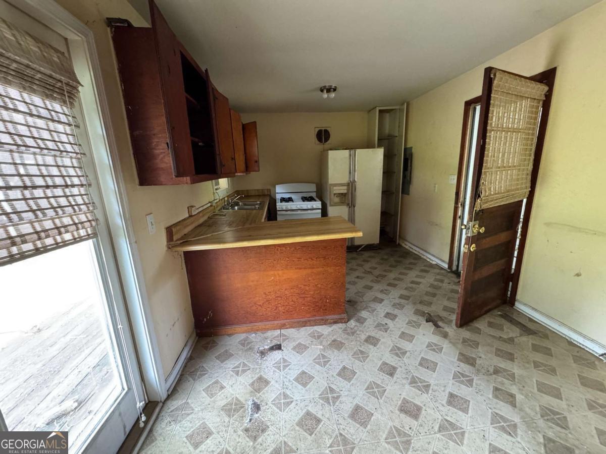 Property Photo:  6380 Mableton Parkway SW  GA 30126 