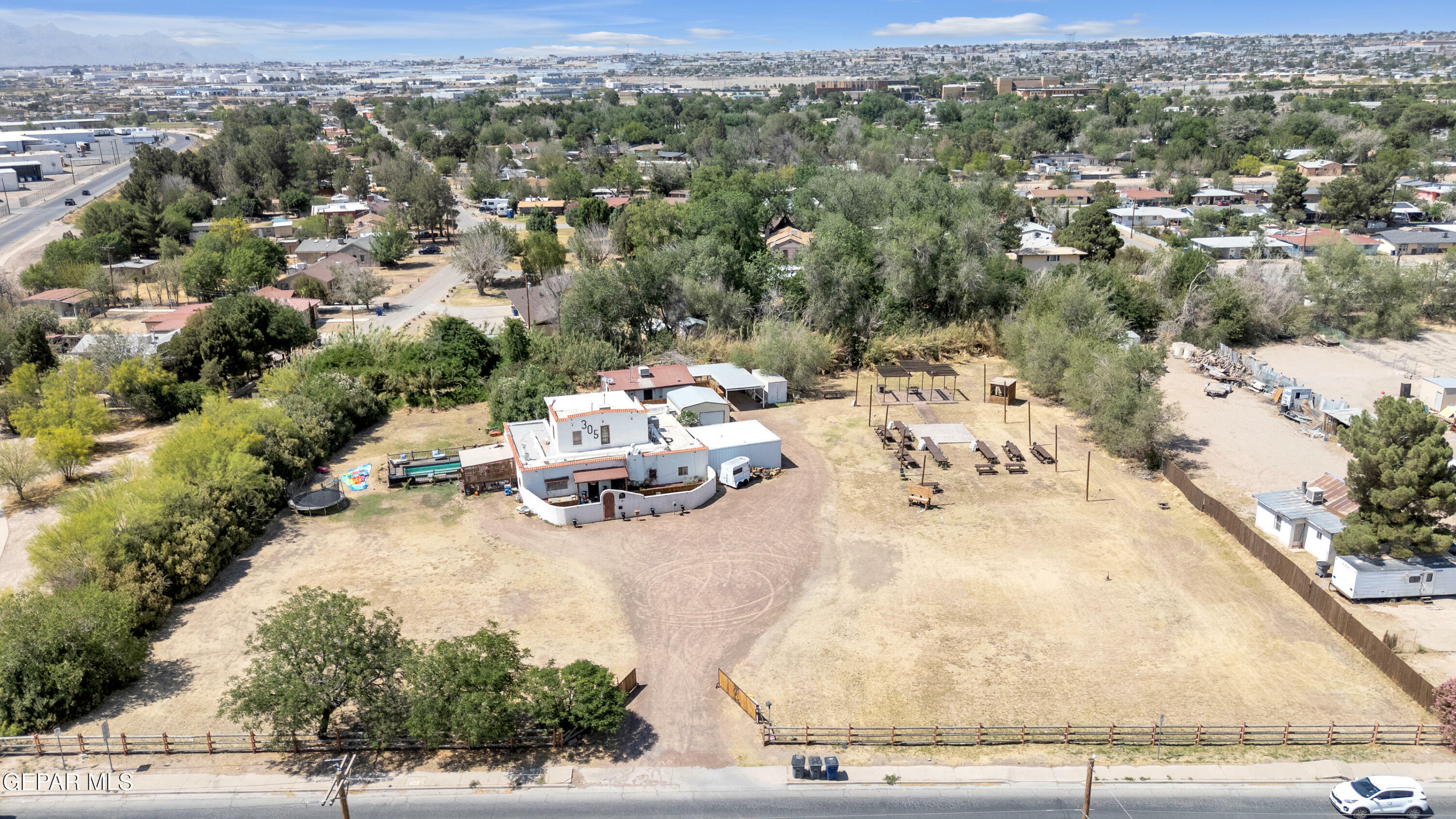 305 N Carolina Drive  El Paso TX 79915 photo