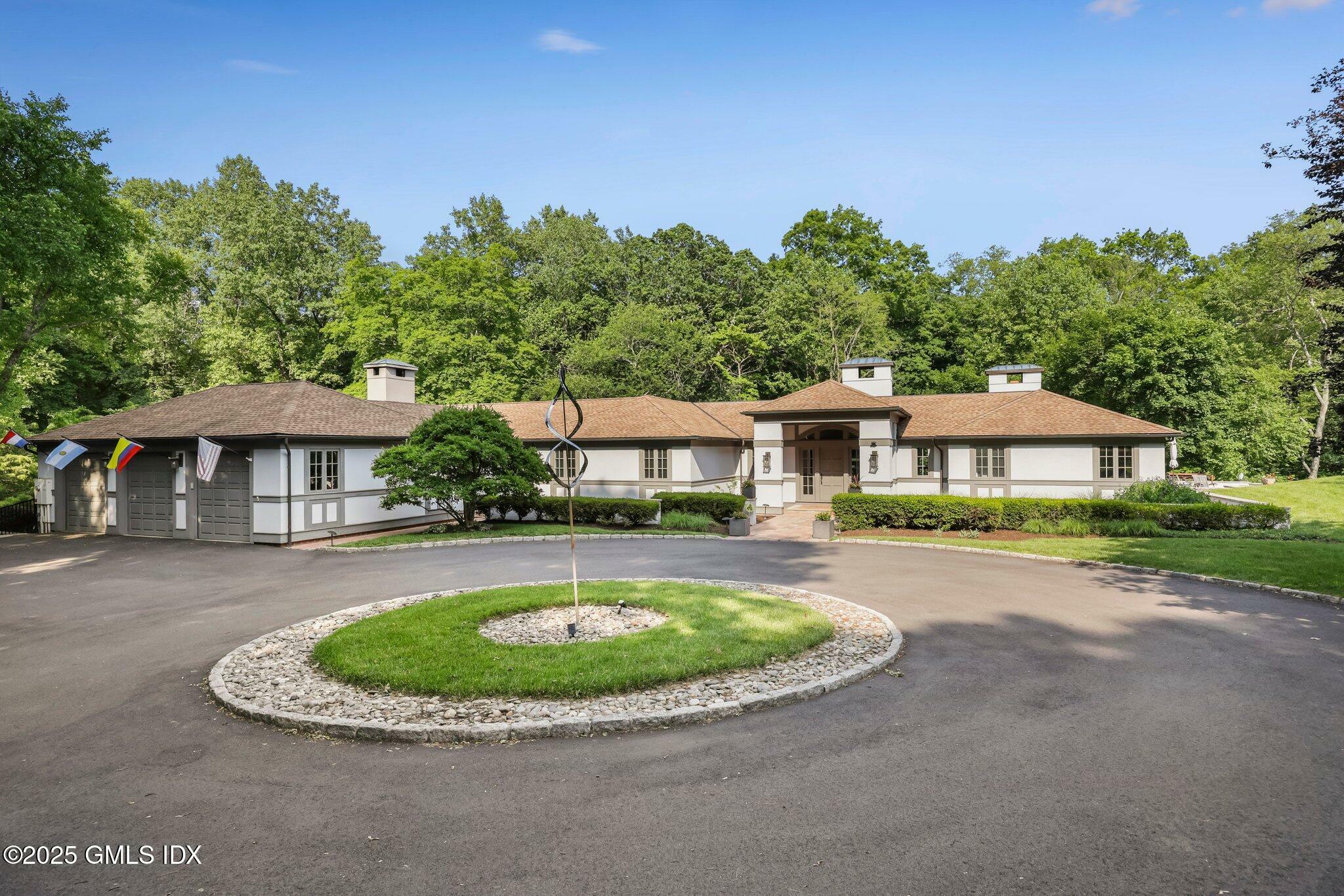 Property Photo:  522 North Street  CT 06830 
