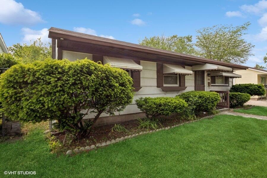 Property Photo: 616 N New Hampshire Street IN 46403
