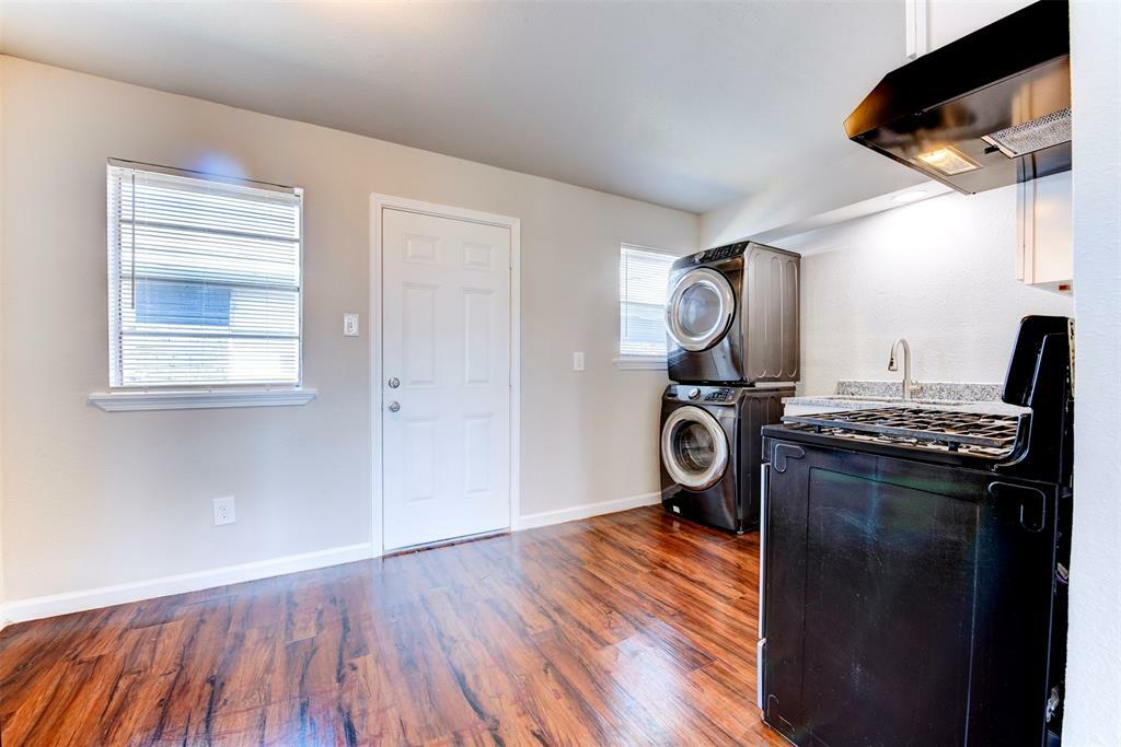 Property Photo: 5521 Cavalcade Street TX 77026