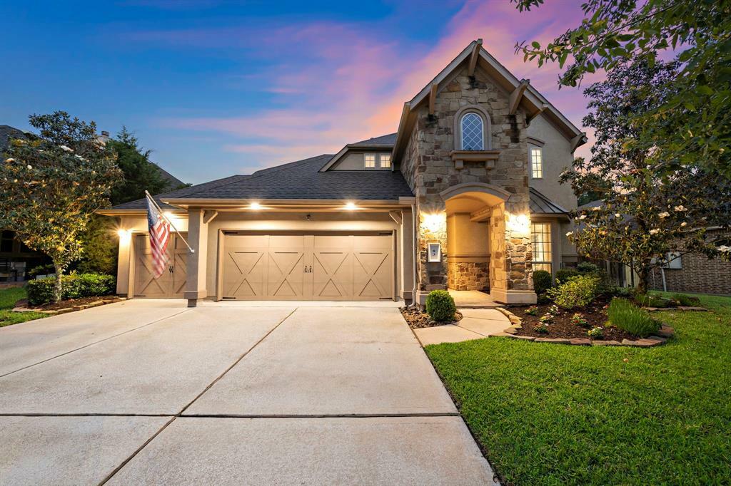 Property Photo: 83 Chestnut Meadow Drive TX 77384