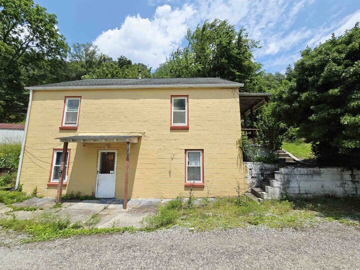 Property Photo: 27 Short Street WV 25306