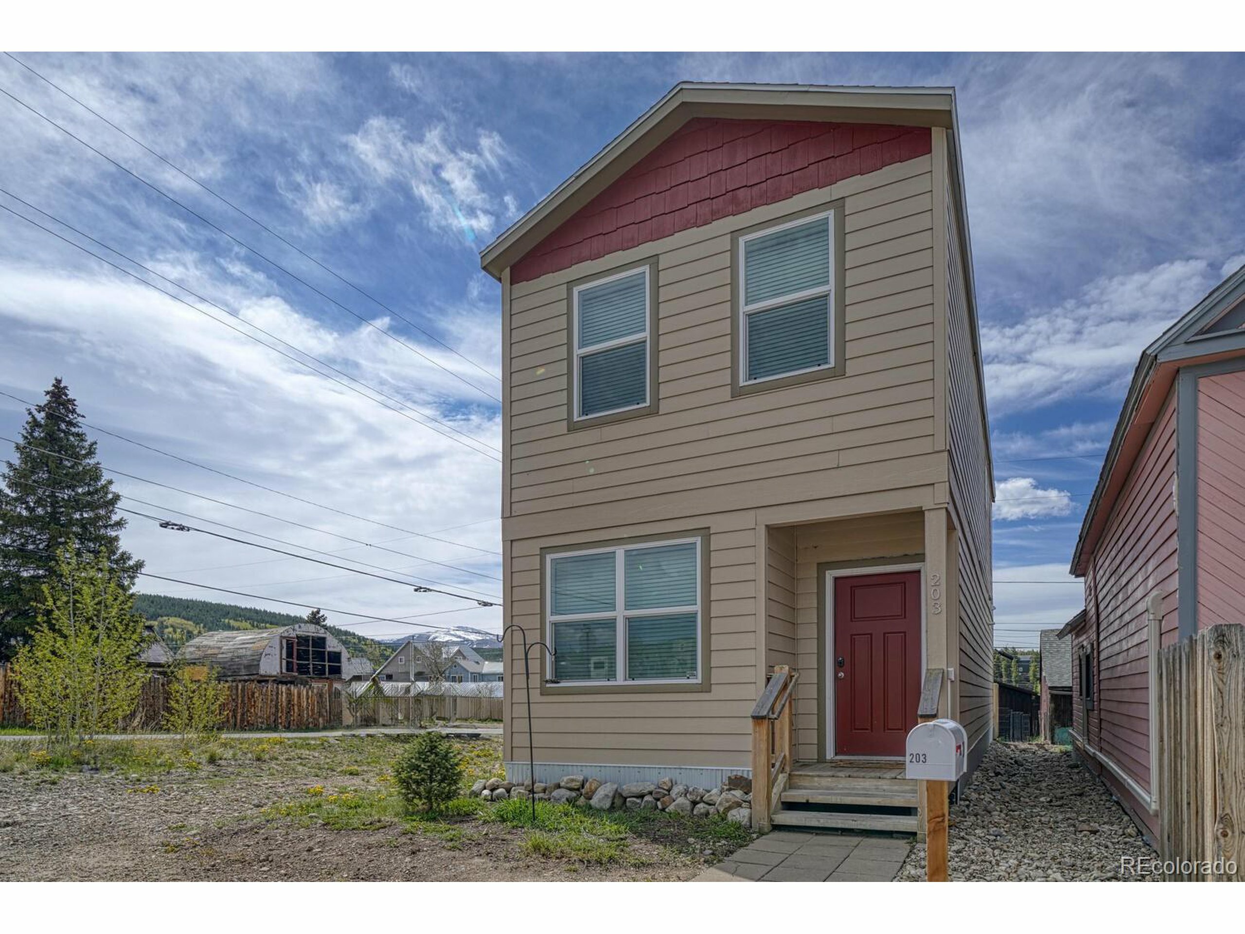 Property Photo:  203 W Chestnut St  CO 80461 