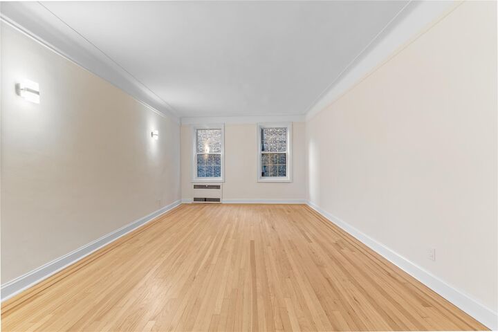 Property Photo:  11007 73rd Road 4D  NY 11375 