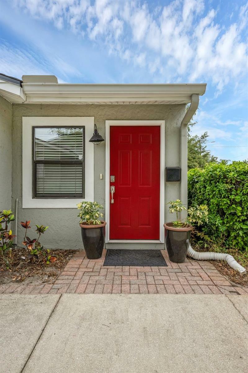 Property Photo: 1021 N Forest Avenue FL 32803