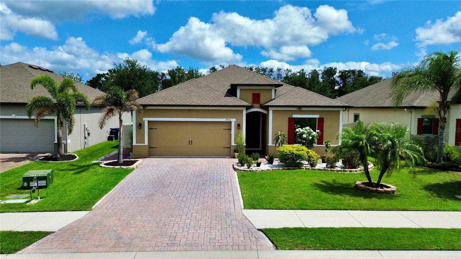 Property Photo: 3712 76th Street E FL 34221