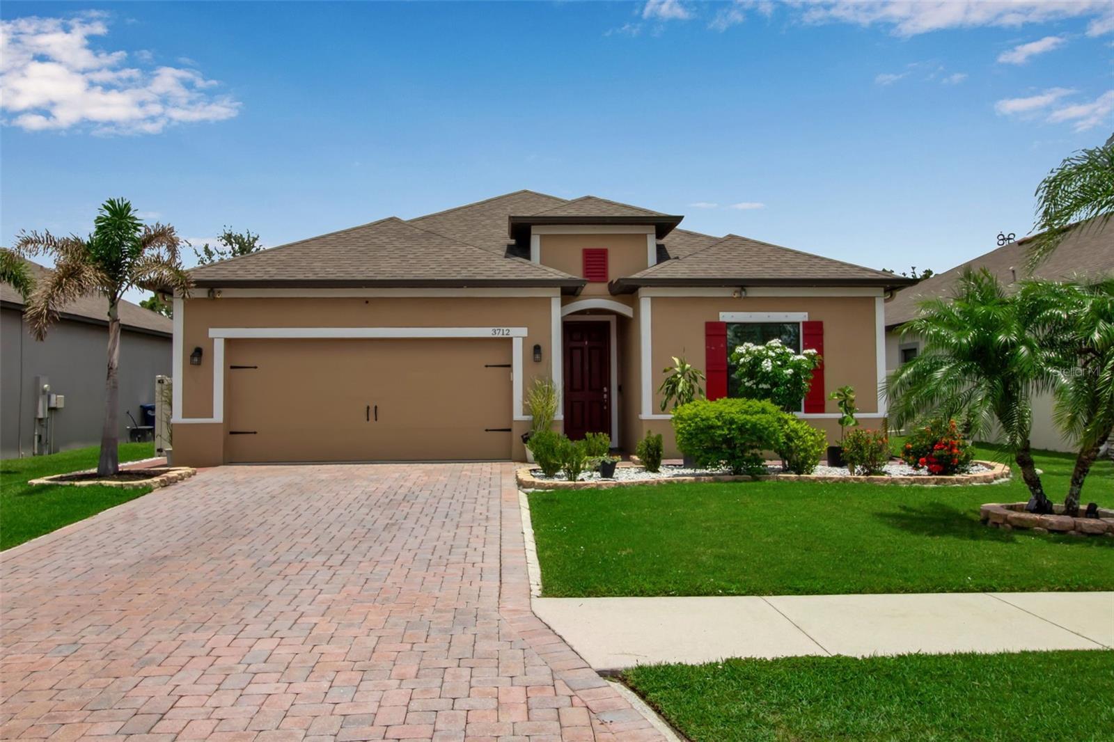Property Photo: 3712 76th Street E FL 34221