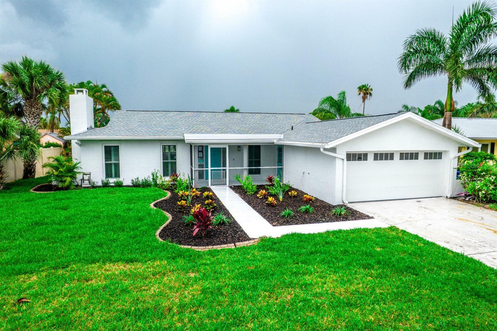 913 Spindle Palm Way  Apollo Beach FL 33572 photo