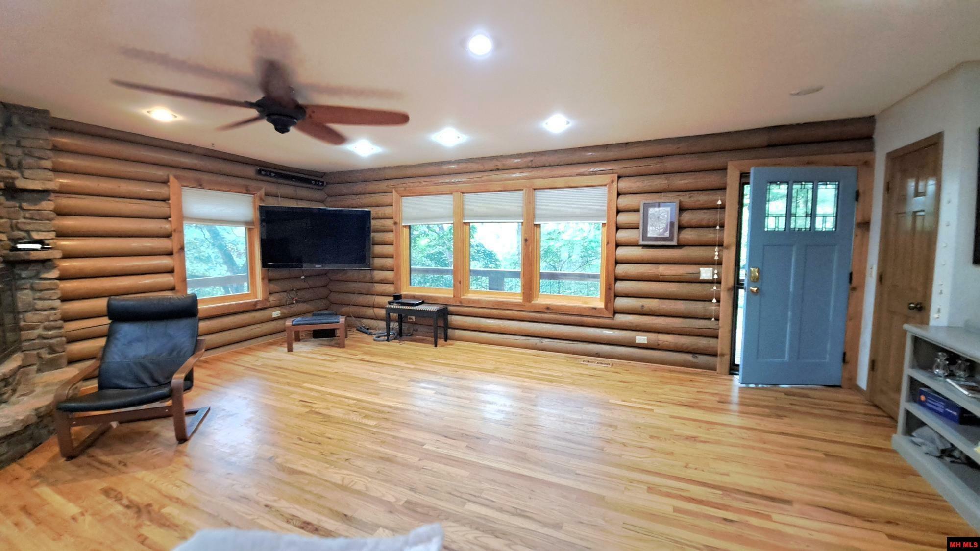 Property Photo: 88 Cr 454 AR 72653
