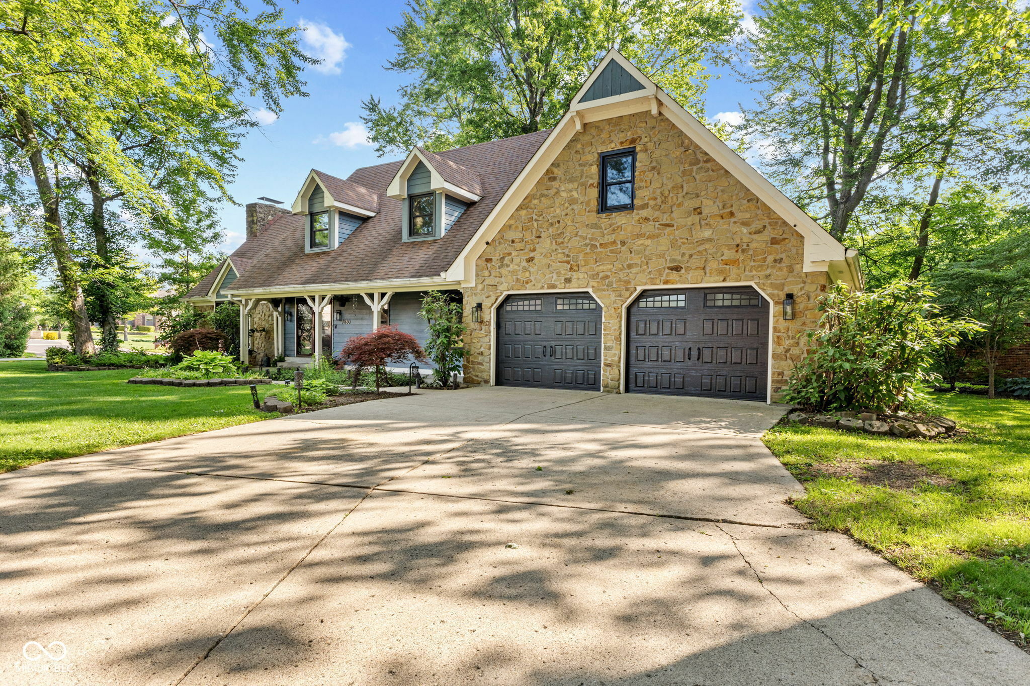 Property Photo: 7630 Blain Way IN 46254