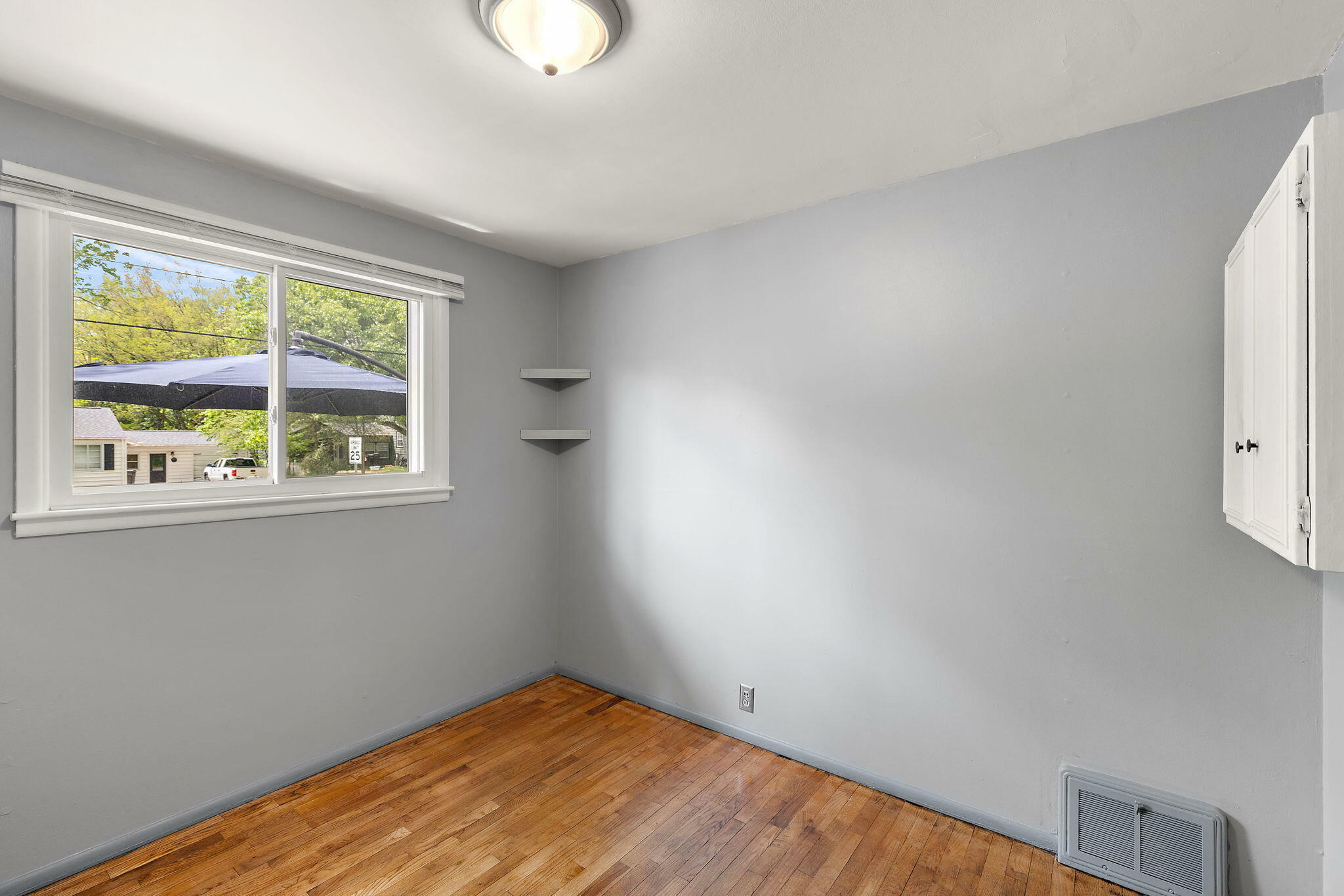 Property Photo: 3618 Grape Avenue NE MI 49525