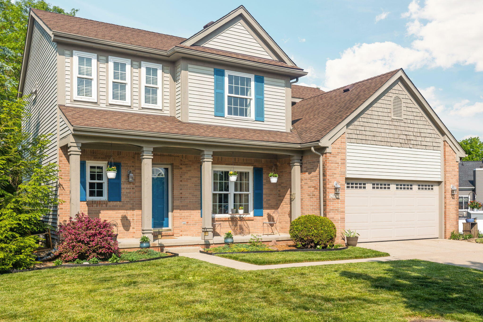 Property Photo: 9869 Dartmoor Circle MI 48111