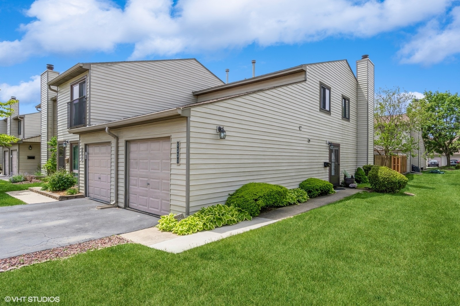 Property Photo:  6330 Hathaway Lane 6330  IL 60516 