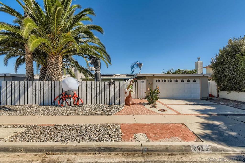 Property Photo: 2925 Mission Village Dr CA 92123