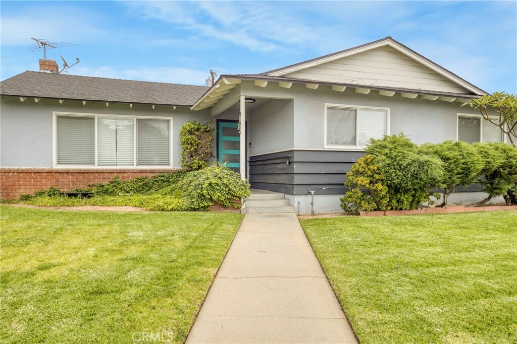 Property Photo:  1158 N Ivescrest Avenue  CA 91724 