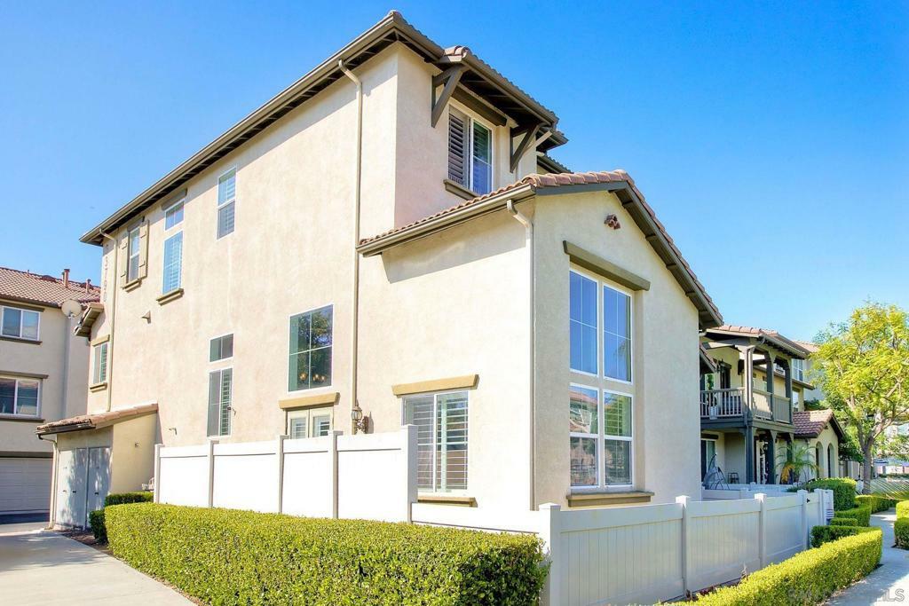 Property Photo: 33790 Willow Haven Lane 106 CA 92563