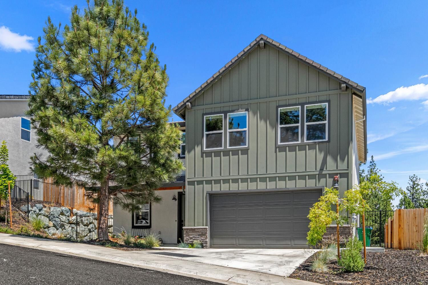 Property Photo:  3007 Constellation Avenue  CA 95667 