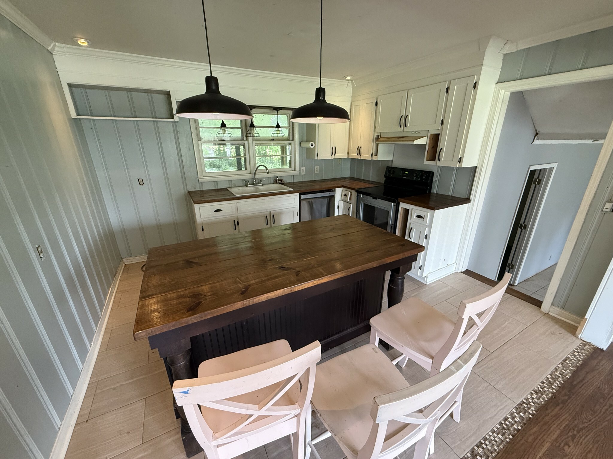 Property Photo: 1806 Highway 130 W TN 37160
