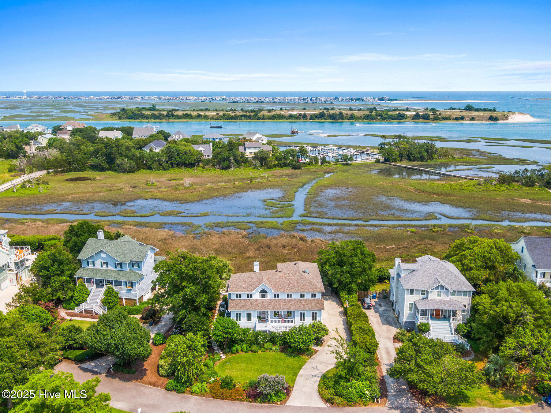 Property Photo: 5613 Marsh Bay Drive NC 28409