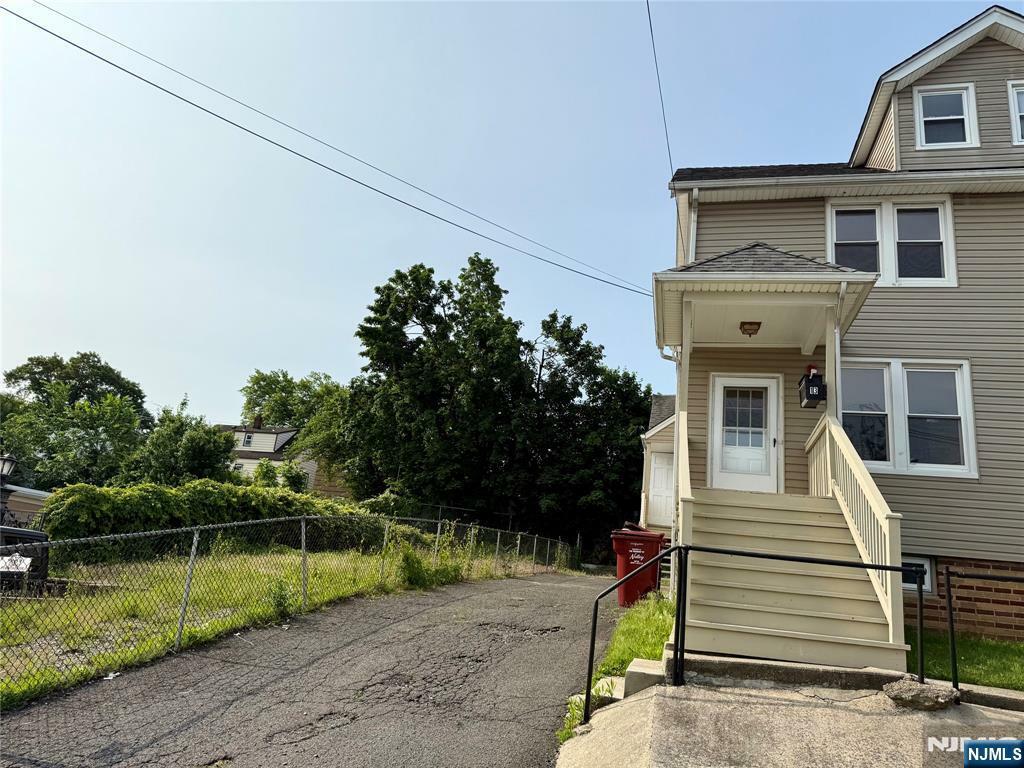 Property Photo:  13 Baltimore Street 13  NJ 07110 