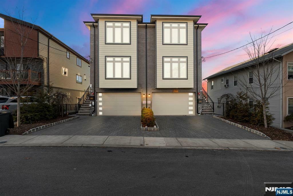 805 Fairview Lane  Fort Lee NJ 07024 photo