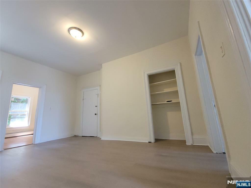 Property Photo:  1-7 Wayne Avenue 5  NJ 07522 