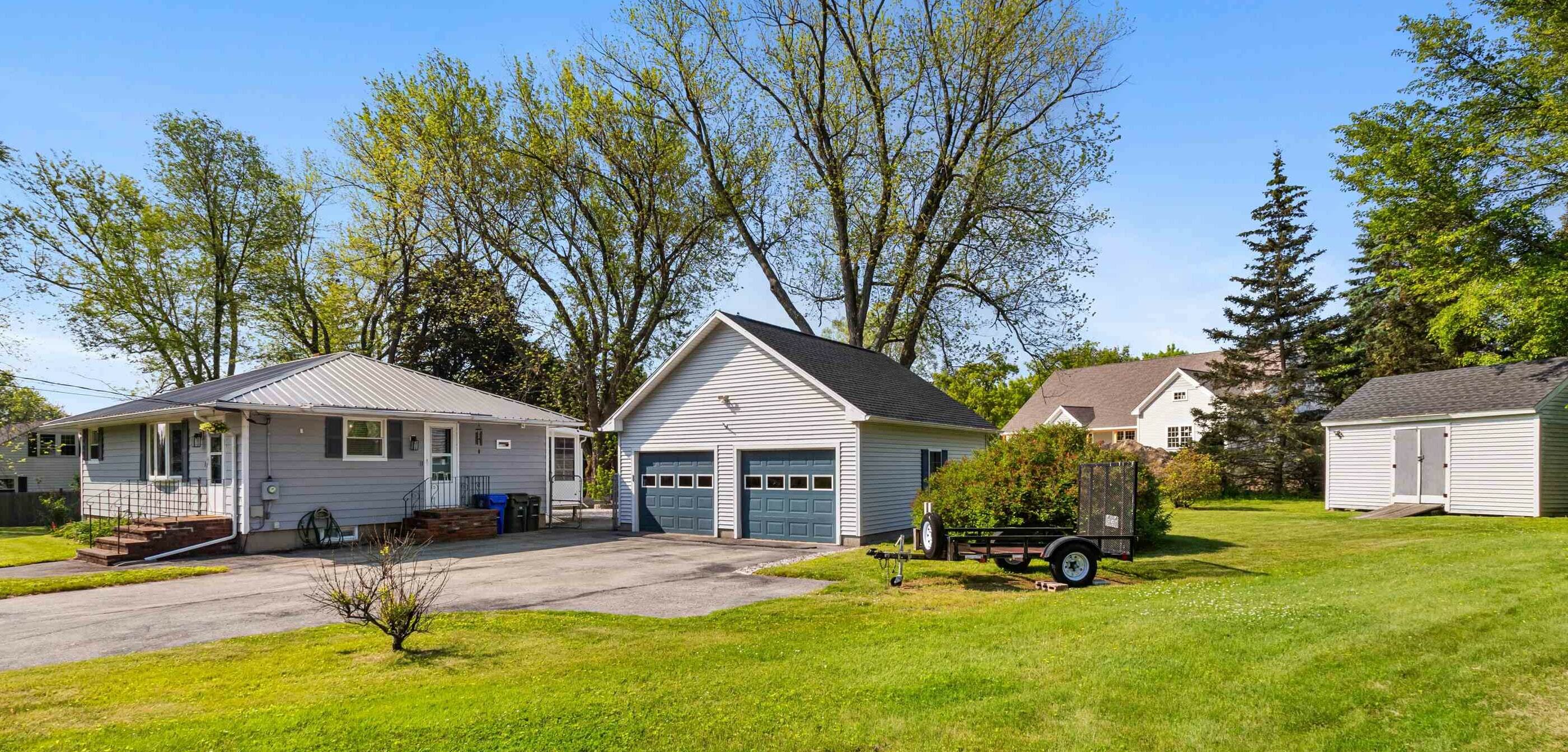 Property Photo:  45 Cohas Avenue  NH 03109 