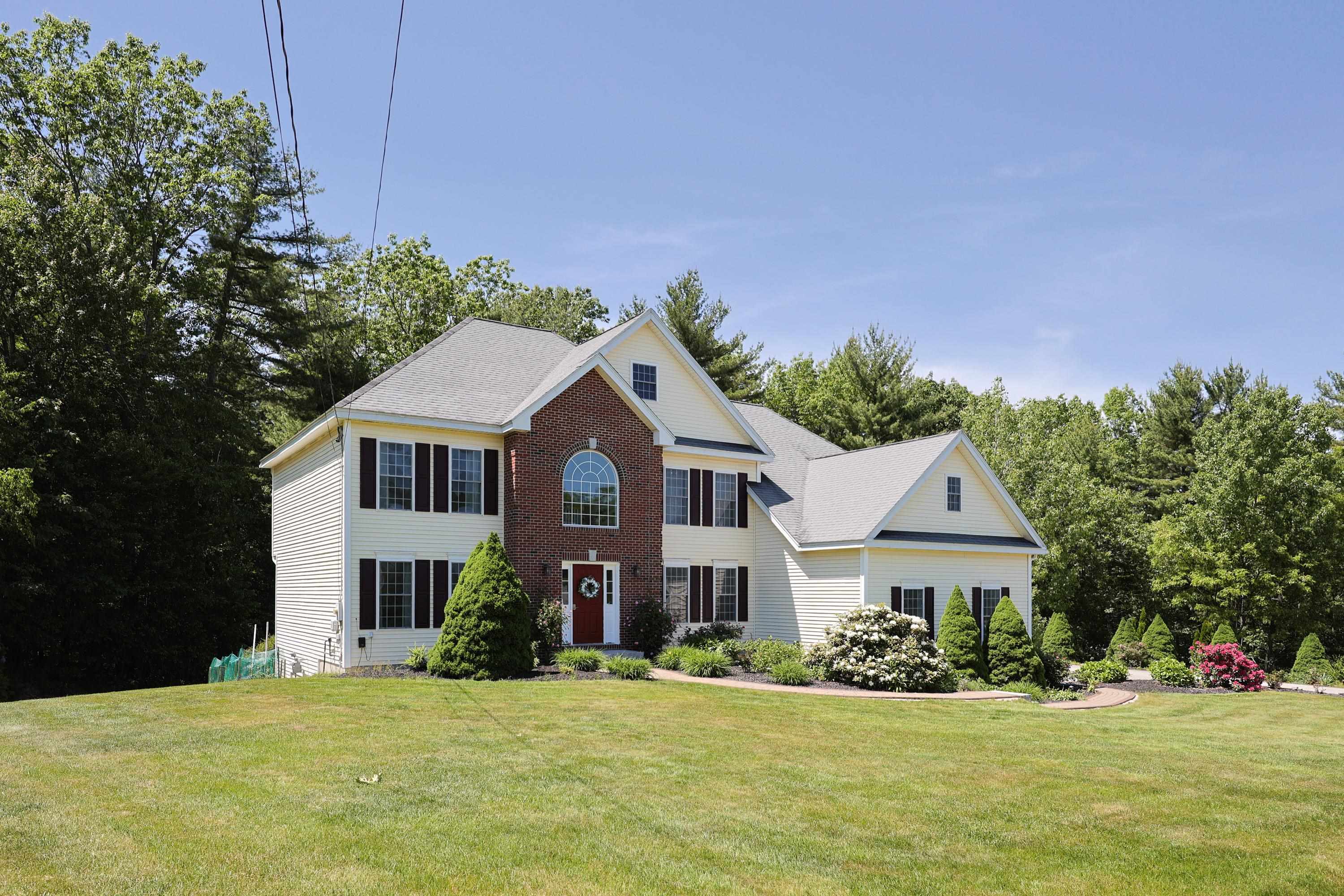 Property Photo: 7 Adella Drive NH 03063