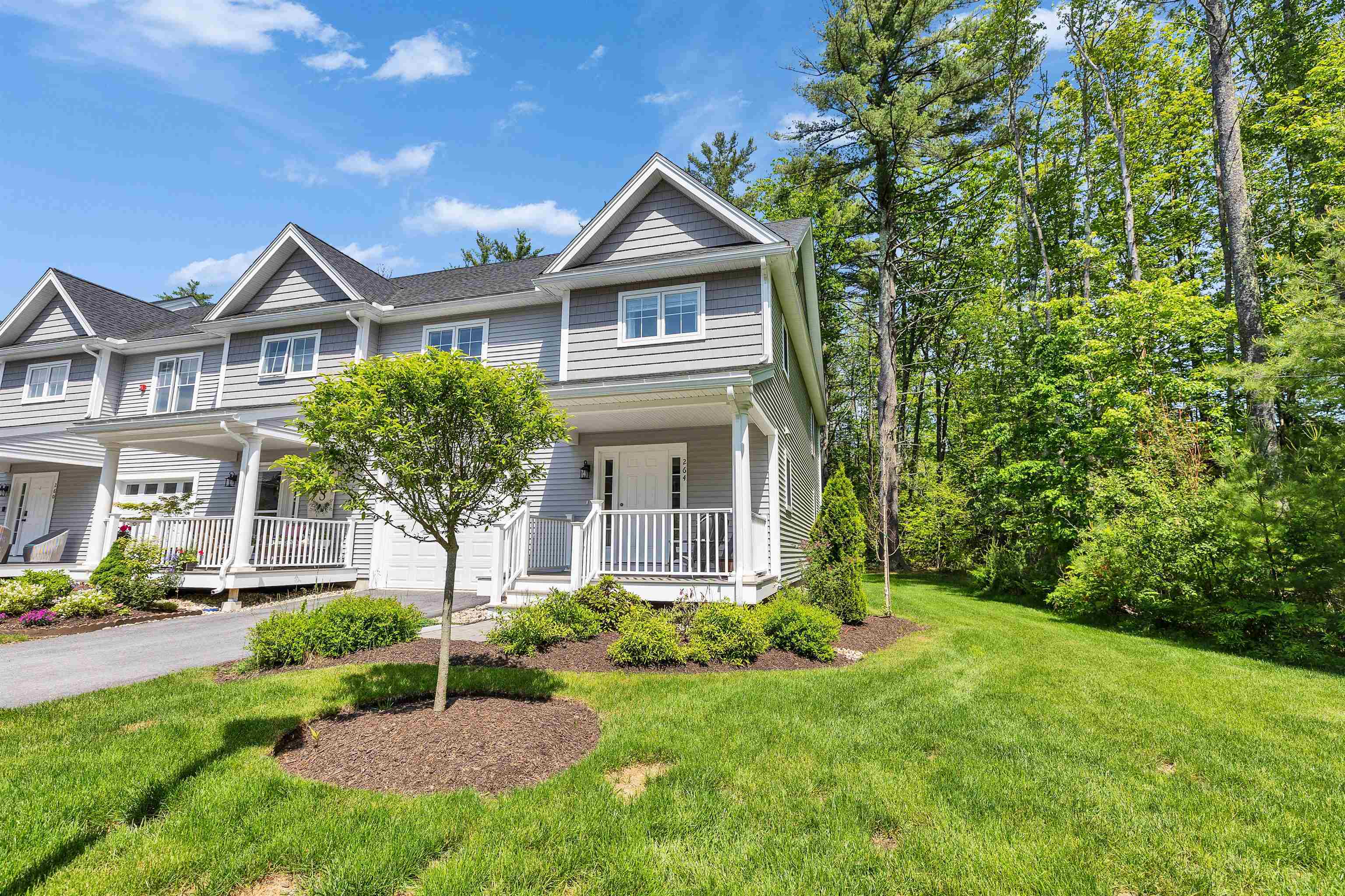 Property Photo: 264 Woodview Way NH 03102