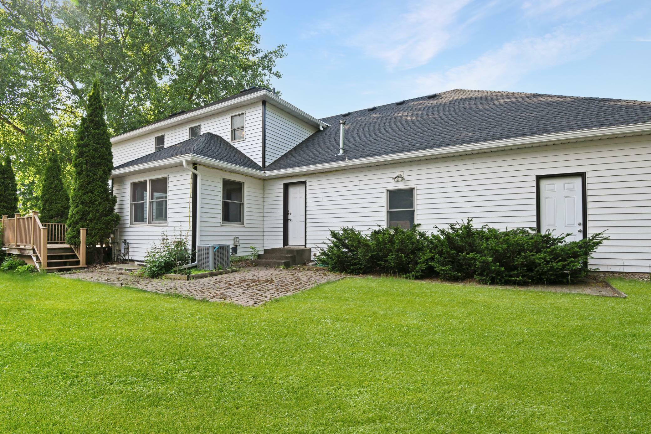 Property Photo: 2403 Goettens Way MN 56301
